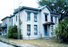 The abandoned old jail, early 2000's.
